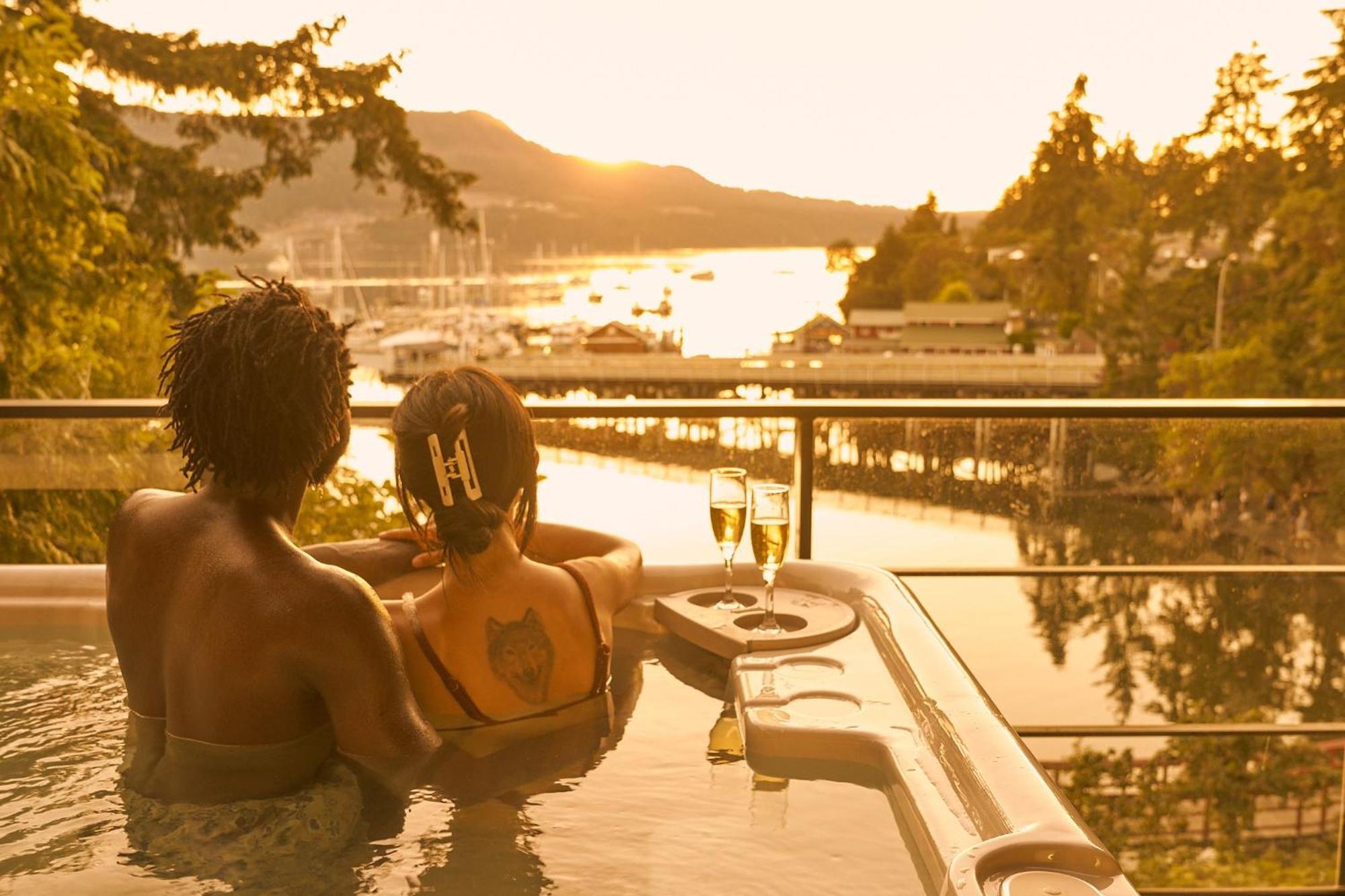 布伦特伍德海湾度假酒店及Spa 布伦特伍德湾 外观 照片